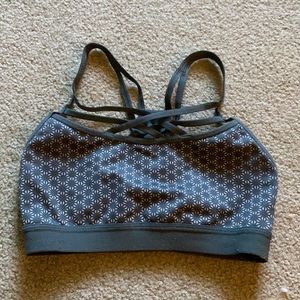 target criss cross sports bra